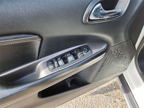 Used 2018 Dodge Journey Crossroad image 22