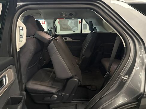 New 2026 Ford Explorer Active AWD/4WD image 27