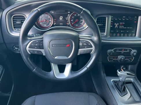 Used 2017 Dodge Charger SXT image 14