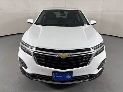 Used 2024 Chevrolet Equinox LT FWD image 3