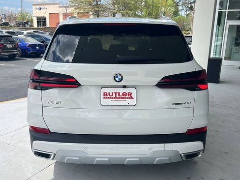 New 2026 BMW X5 sDrive40i w/ Climate Comfort Package image 6