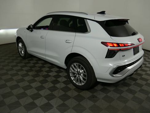 New 2026 Audi Q3 quattro 2.0T AWD/4WD image 26
