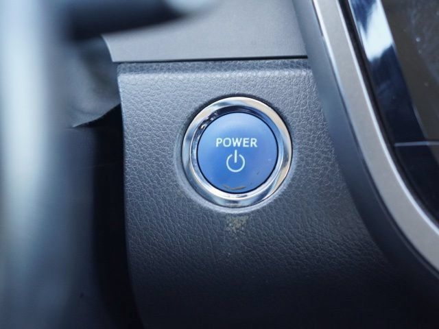 Used 2020 Toyota Camry SE FWD image 23