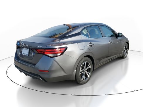 Used 2023 Nissan Sentra SV image 6