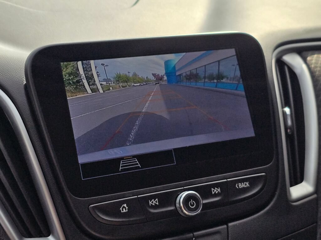 Used 2023 Chevrolet Malibu LT FWD image 24