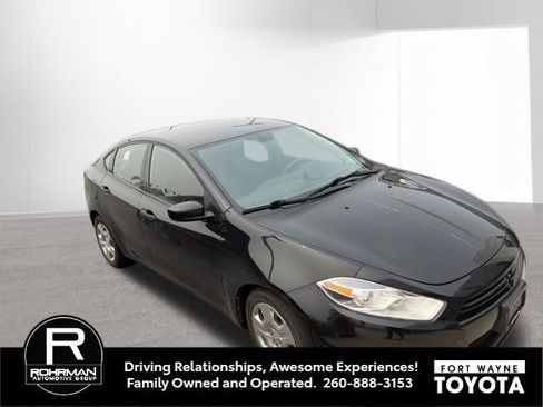 Used 2013 Dodge Dart SE w/ Value Group FWD image 3