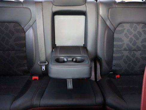 Used 2019 RAM 1500 Rebel image 38