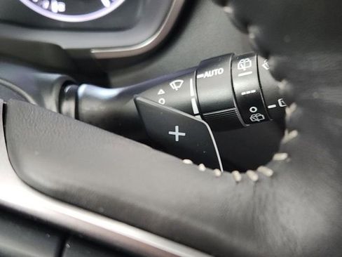 Used 2024 Subaru Ascent Touring image 44