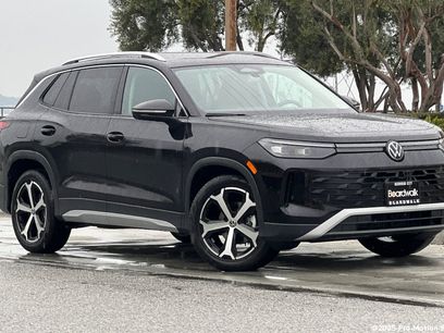 New 2026 Volkswagen Tiguan SE