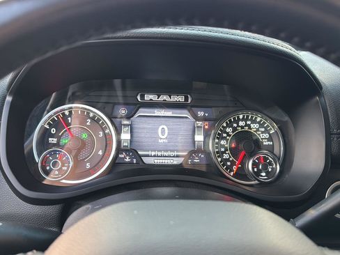 Used 2024 RAM 2500 Laramie image 20