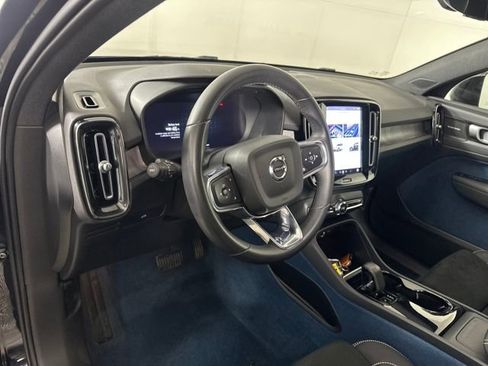 Used 2023 Volvo C40 P8 Recharge Ultimate image 13
