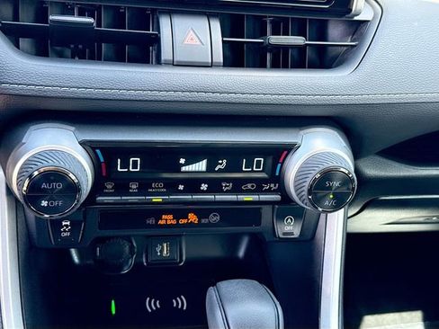 Used 2024 Toyota RAV4 XLE w/ Convenience Package image 15