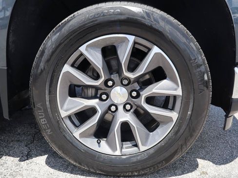 Used 2019 Chevrolet Silverado 1500 LT w/ All-Star Edition AWD/4WD image 28