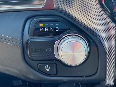 Used 2021 RAM 1500 Limited w/ Night Edition RWD image 17