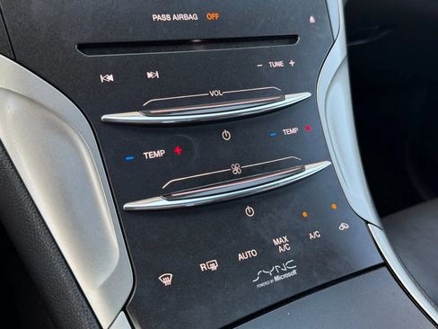 Used 2014 Lincoln MKZ Hybrid w/ Equipment Group 202A Reserve FWD image 35