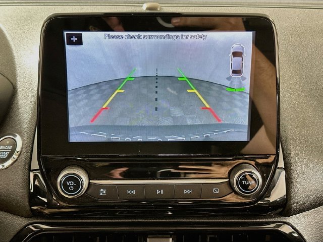 Used 2018 Ford EcoSport Titanium FWD image 16