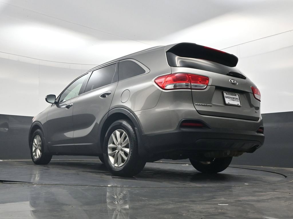 Used 2018 Kia Sorento AWD image 34