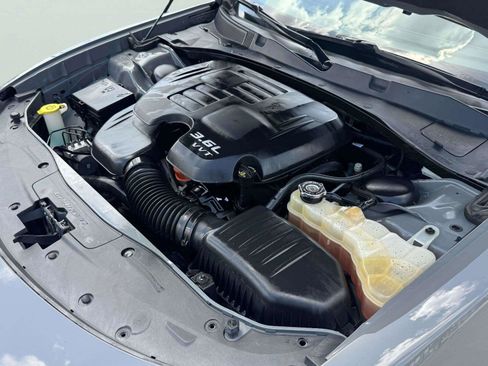 Used 2019 Dodge Charger SXT w/ Plus Group RWD image 62