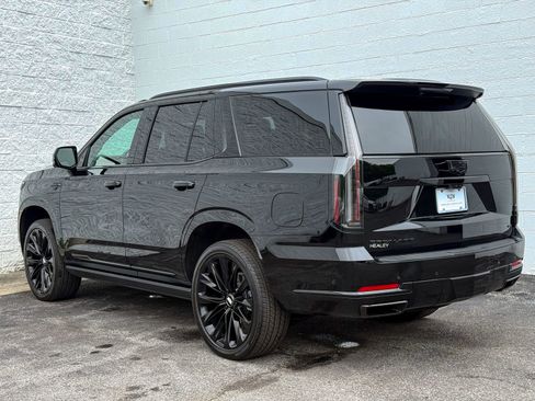 Certified 2025 Cadillac Escalade Sport Platinum w/ LPO, ONYX Package AWD/4WD image 6