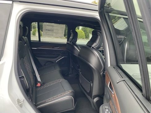 New 2025 Jeep Grand Cherokee Summit w/ Adv Protech Group IV image 33