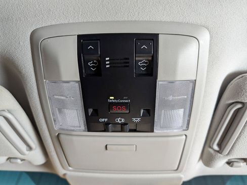 Used 2019 Lexus GX 460 Luxury AWD/4WD image 36