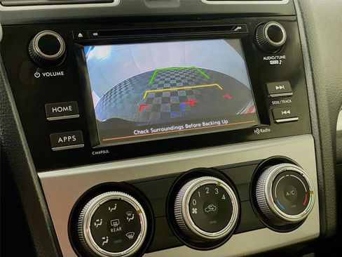 Used 2016 Subaru Crosstrek 2.0i Premium image 16