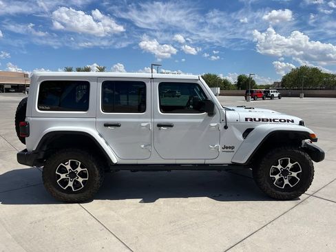 Used 2021 Jeep Wrangler Unlimited Rubicon AWD/4WD image 9