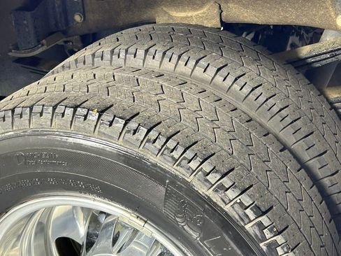 Used 2023 Chevrolet Silverado 3500 High Country image 38