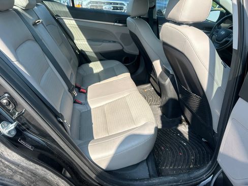 Used 2018 Hyundai Elantra Limited w/ Limited Ultimate Package 02 FWD image 15