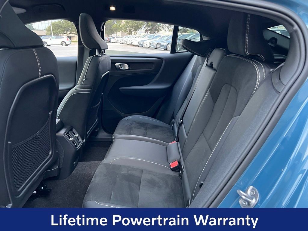 Certified 2023 Volvo C40 P8 Recharge Plus AWD/4WD image 24