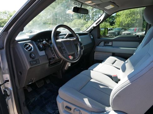 Used 2012 Ford F150 XLT w/ XLT Chrome Pkg AWD/4WD image 12