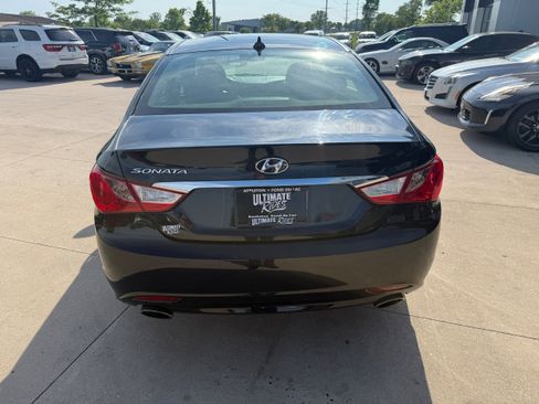 Used 2013 Hyundai Sonata SE FWD image 3