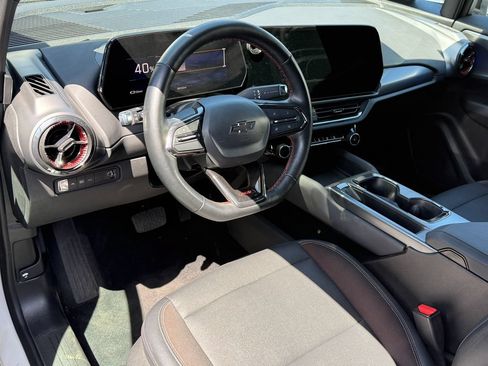 Used 2024 Chevrolet Equinox EV RS AWD/4WD image 5