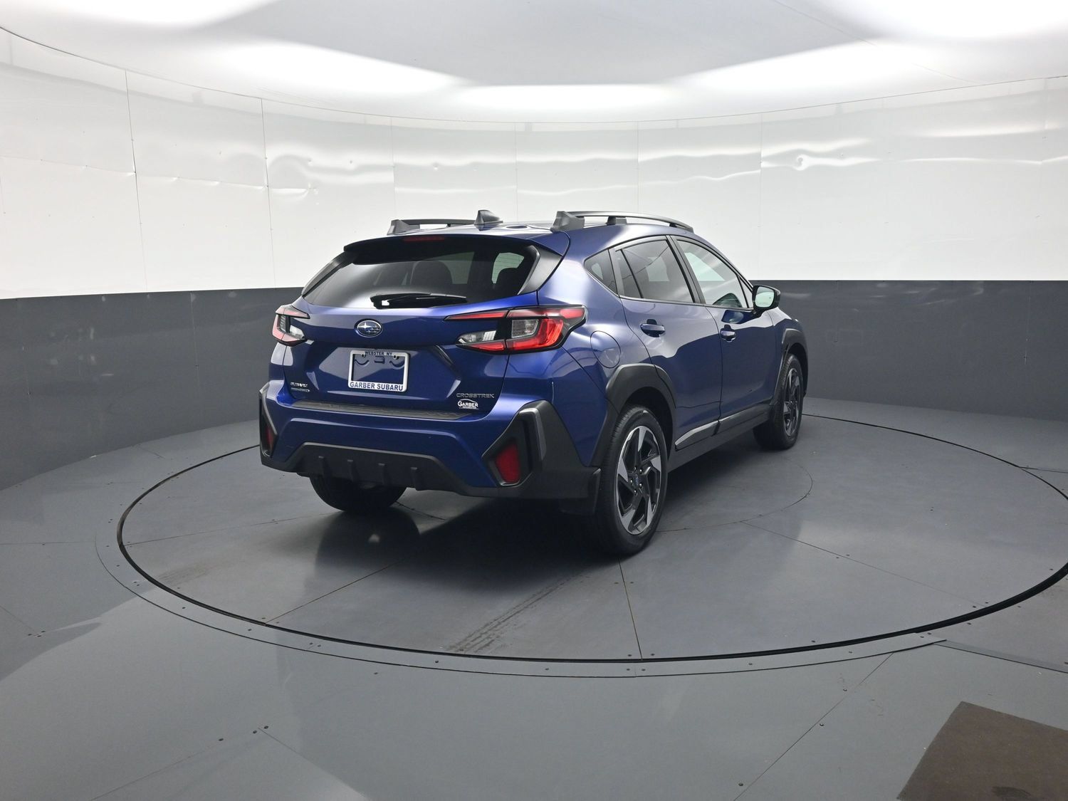 Used 2024 Subaru Crosstrek 2.5i Limited AWD/4WD image 3