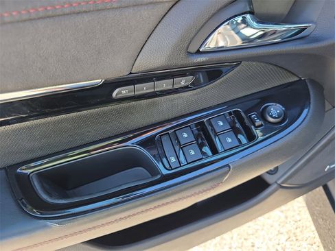 Used 2016 Chevrolet SS image 19