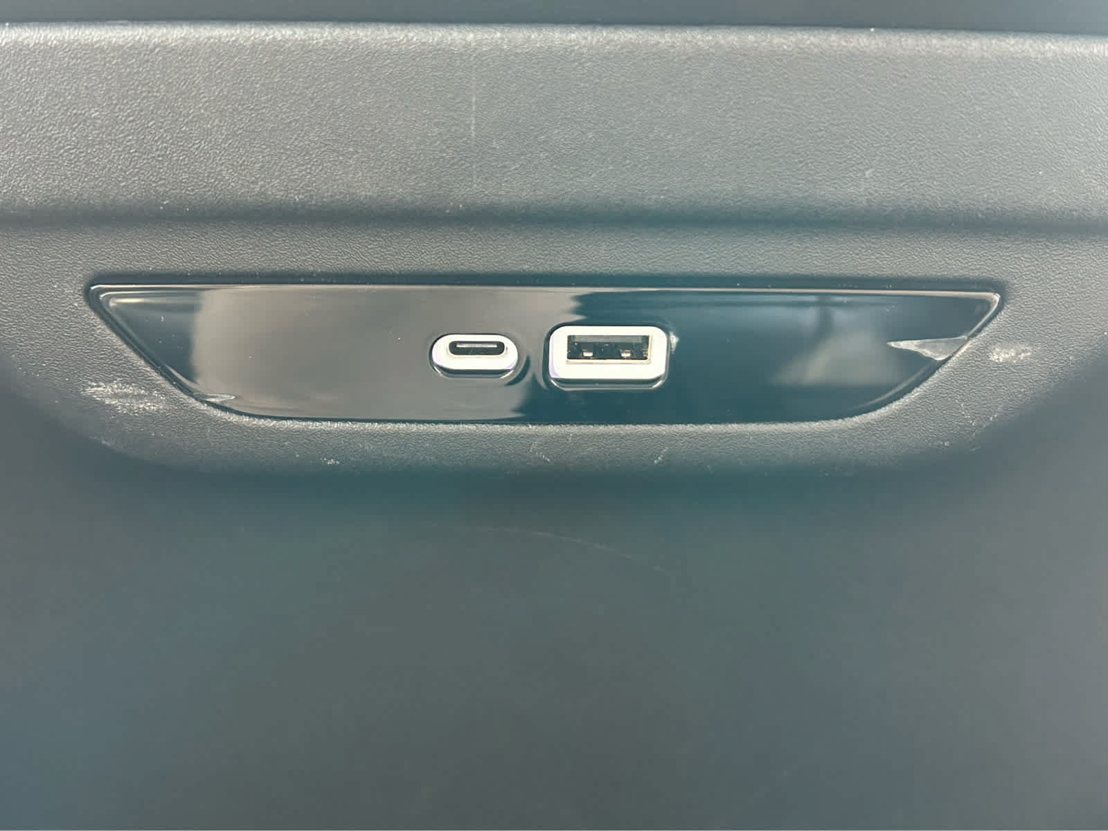 Used 2024 Chrysler Pacifica Touring-L FWD image 13