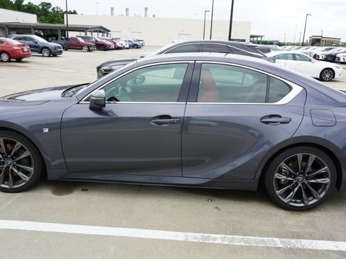 Used 2023 Lexus IS 350 F Sport w/ Memory Package RWD image 4