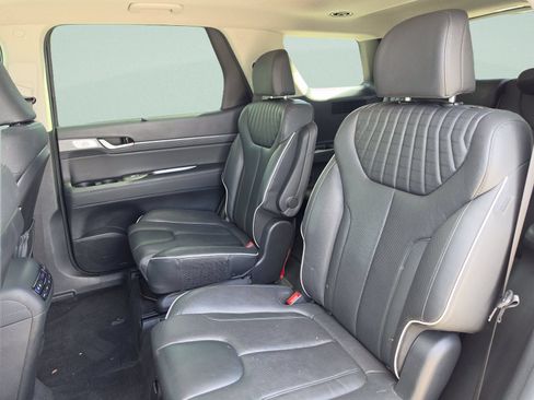 Used 2024 Hyundai Palisade Limited FWD image 21
