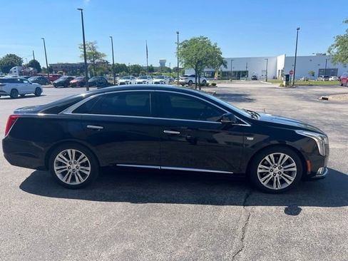 Used 2019 Cadillac XTS Luxury AWD/4WD image 2