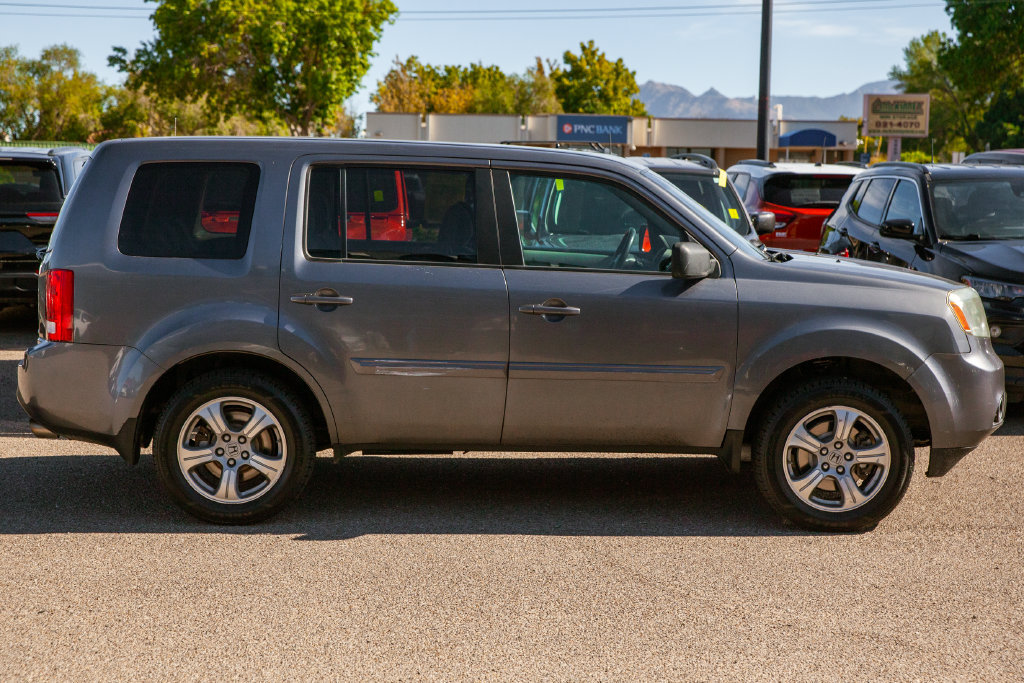 Used 2015 Honda Pilot EX image 4