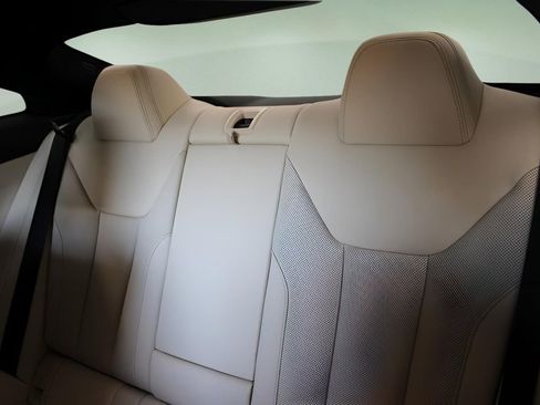 Used 2023 BMW M440i Coupe w/ Premium Package image 21