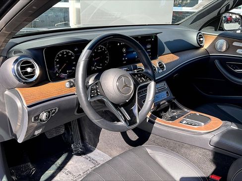 Used 2023 Mercedes-Benz E 350 Sedan image 14