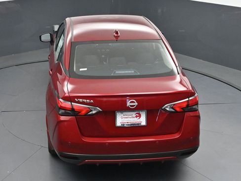 New 2025 Nissan Versa SV w/ Trunk Package FWD image 32