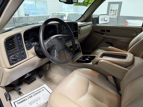 Used 2005 GMC Sierra 3500 SLT w/ Heavy-Duty Power Package image 16