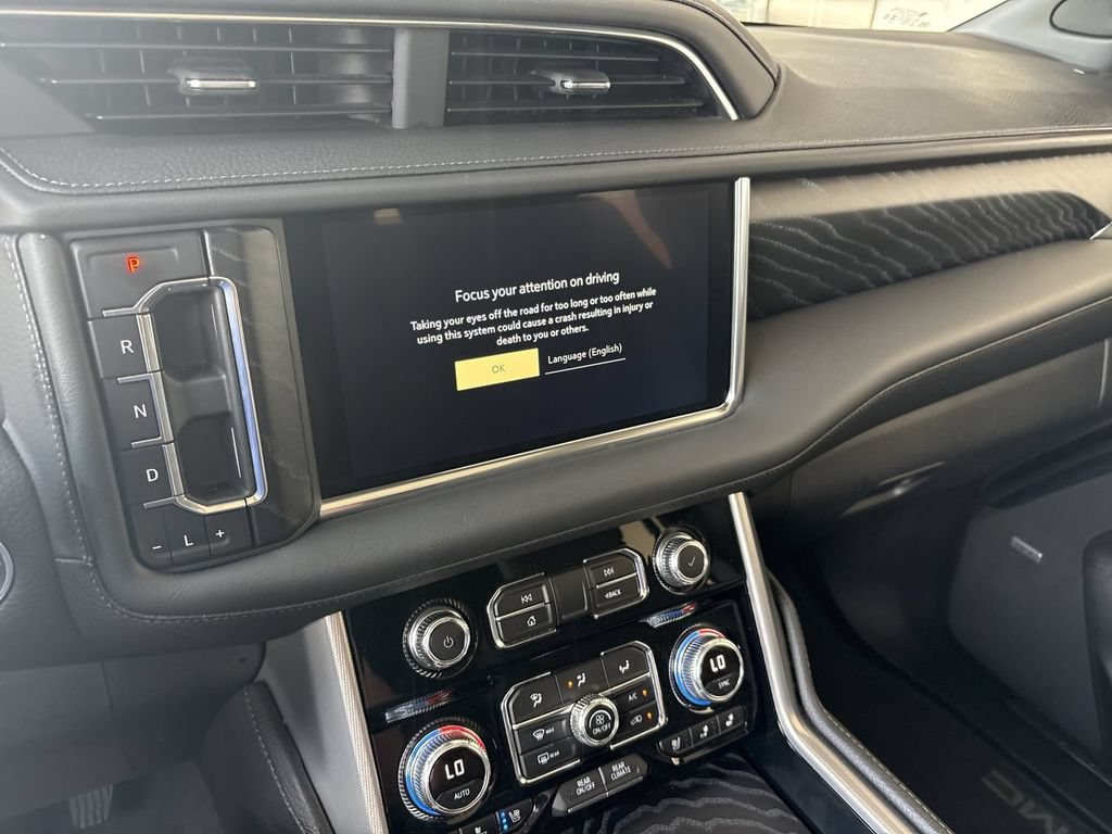 Certified 2024 GMC Yukon Denali AWD/4WD image 13