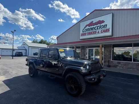 Used 2021 Jeep Gladiator Sport w/ Quick Order Package 24Q 80Th AWD/4WD image 2