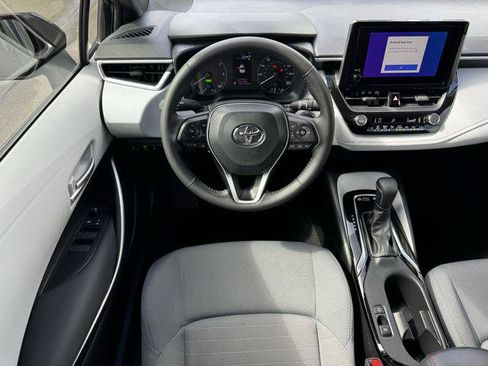 Certified 2023 Toyota Corolla SE FWD image 13