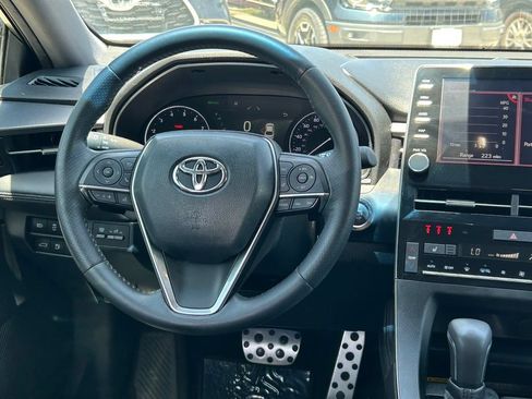 Used 2019 Toyota Avalon XSE FWD image 36