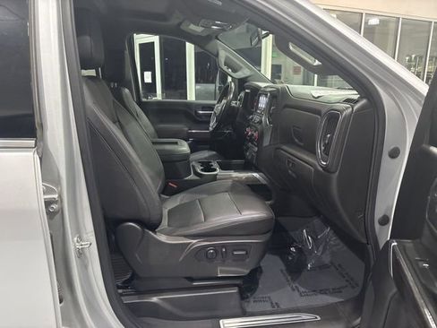 Used 2022 Chevrolet Silverado 3500 LTZ w/ LTZ Convenience Package image 24