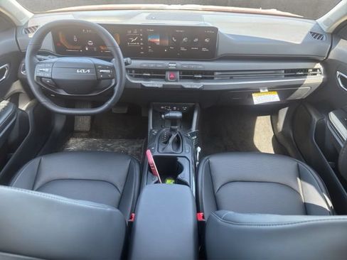 New 2026 Kia K4 EX FWD image 3